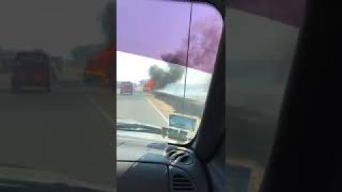 Incendio de camioneta 